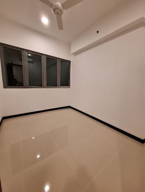 Trizen 3 BR Apartment For Sale In Colombo 02