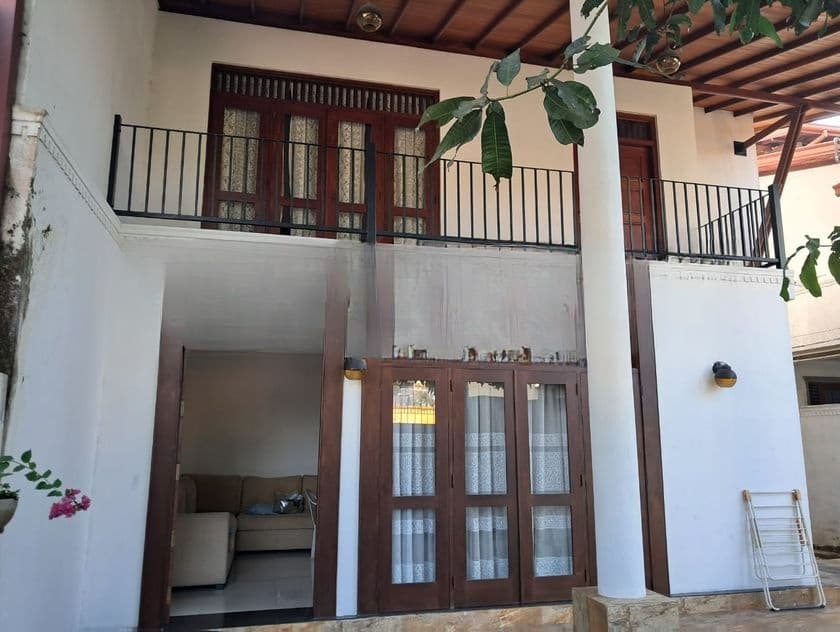 Luxury 3-Storey House with Modern Facilities – Himbutana