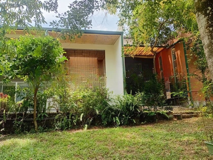 Luxury Two-Storey House for Sale – Thalawathugoda