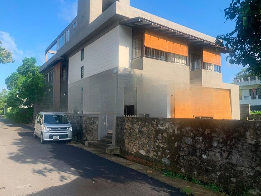 Luxury Riverfront Residence for Sale – Koralawella Road, Moratuwa