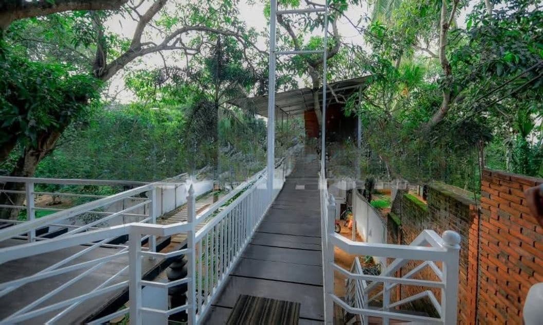 Hotel for sale Anuradhapura