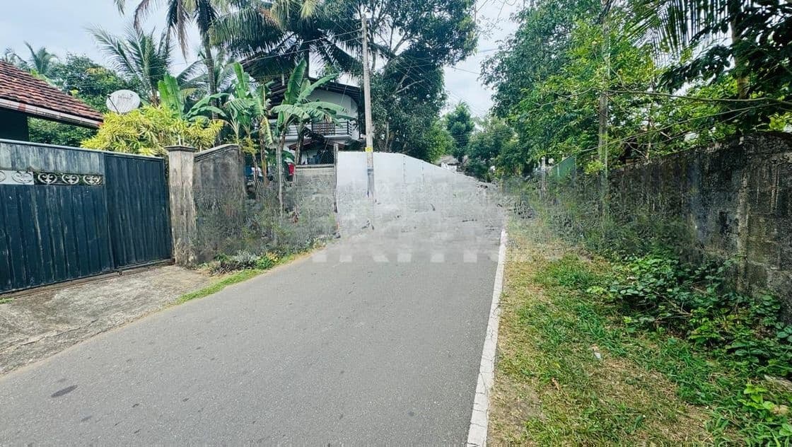 Kadawatha Ganemulla Road Valuable Residential Land For Sale