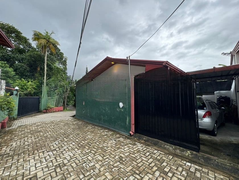 Near Town New House for Sale in Piliyandala