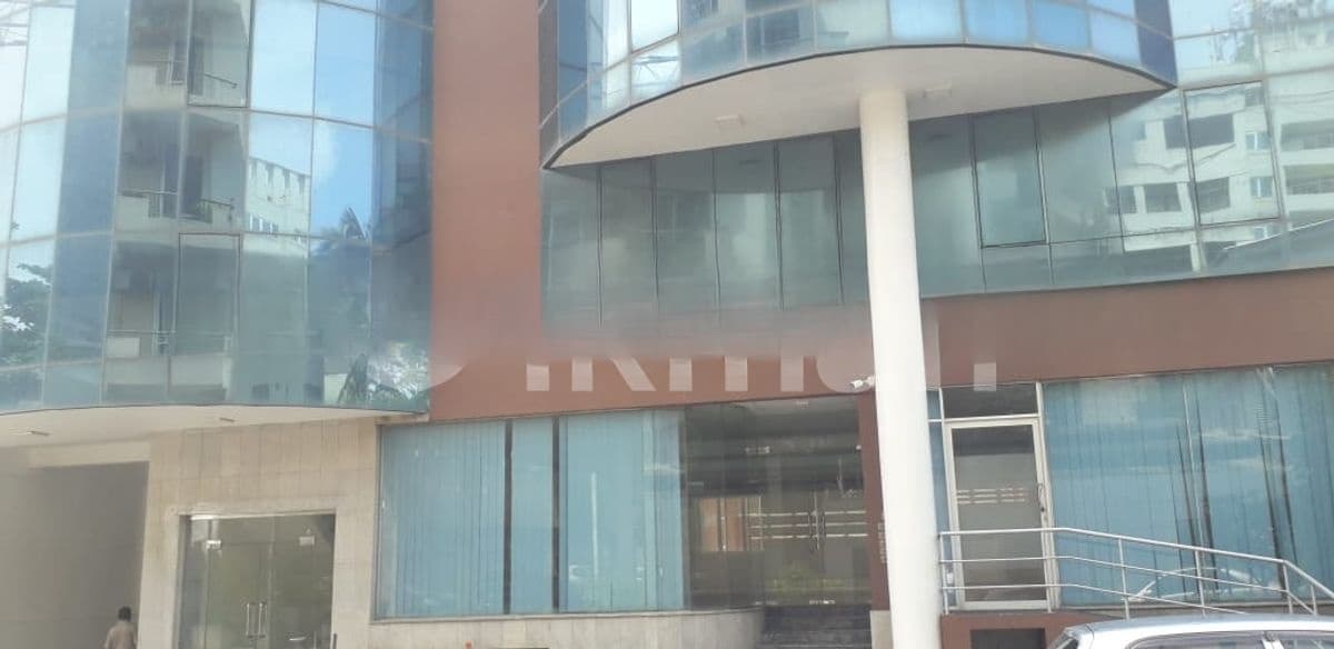 Colombo 3 : 13,500 sf (18P) Showroom for Sale