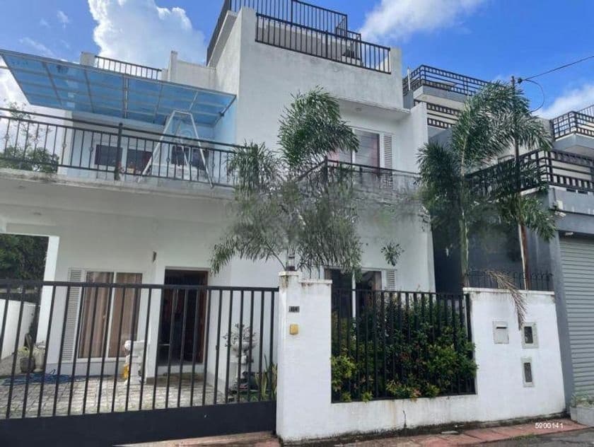 Malabe, Sparkles Residencies 04 BR House on 6.25 Perch of Land for Sale