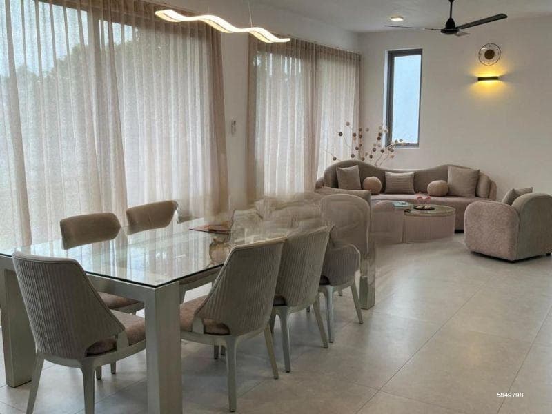Brand-new, Luxury residence with a Pool in Pelawatte, Colombo,