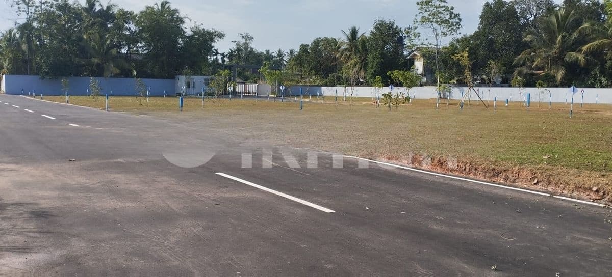 Land in Wattala