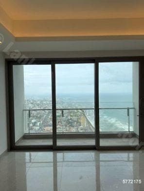 606 The Address | 52nd Floor | 2,200 Sqft of Pure Elegance – All In at LKR 550,000