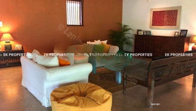 4 Bedroom House For Sale in Battaramulla with Swimming Pool | 5500 sq.ft | Garden | EK-1275