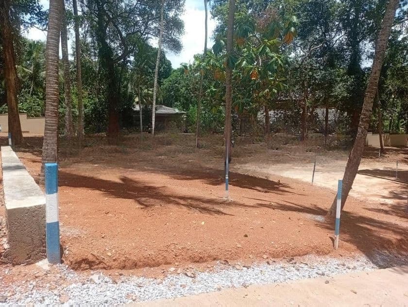 Land for Sale in Kadawatha Nava Mangala Mawatha
