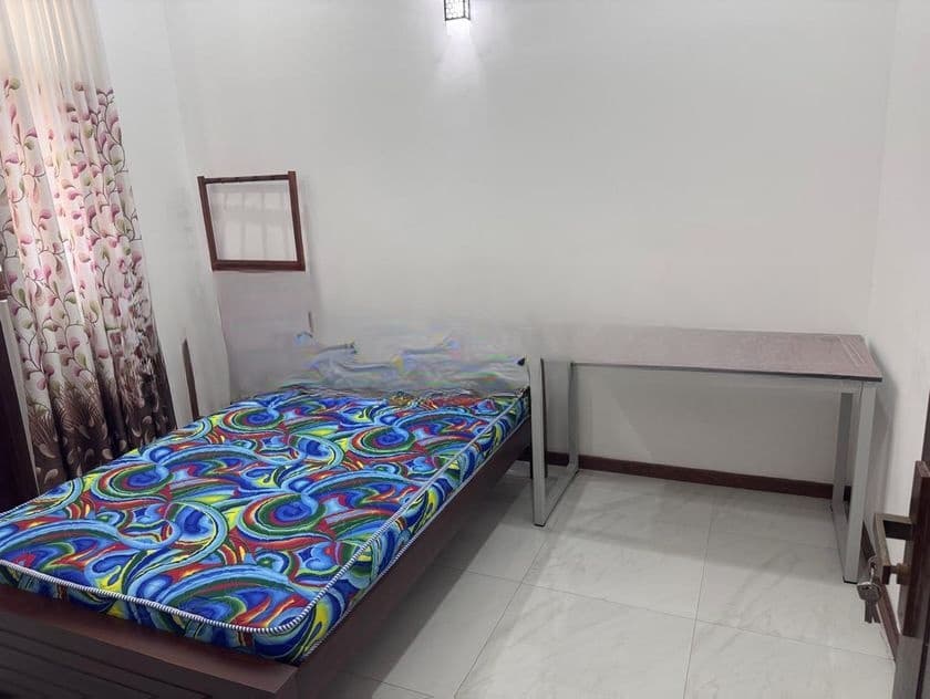 Newly Built Room for Rent – Ladies Only - Navinna, Maharagama