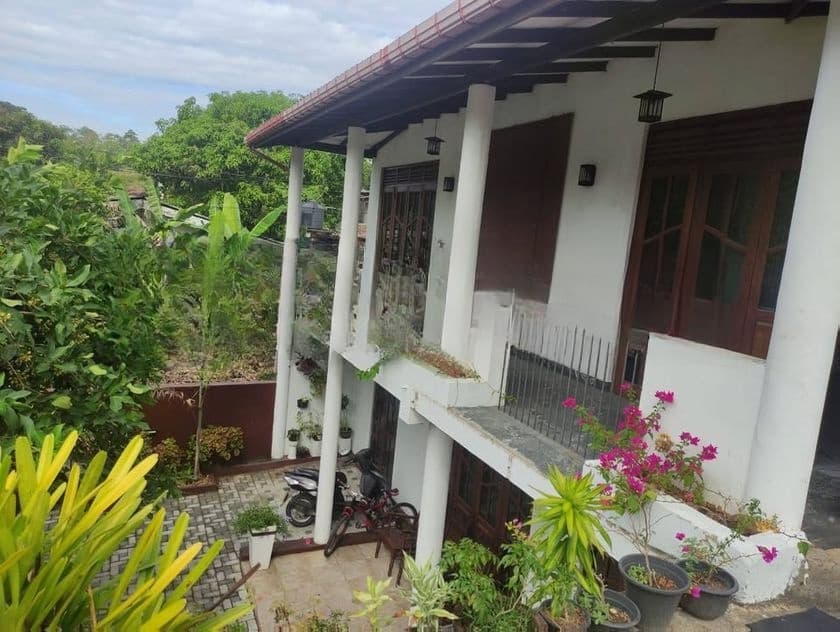 2 Storied House For Sale in Piliyandala Dampe Lake Drive
