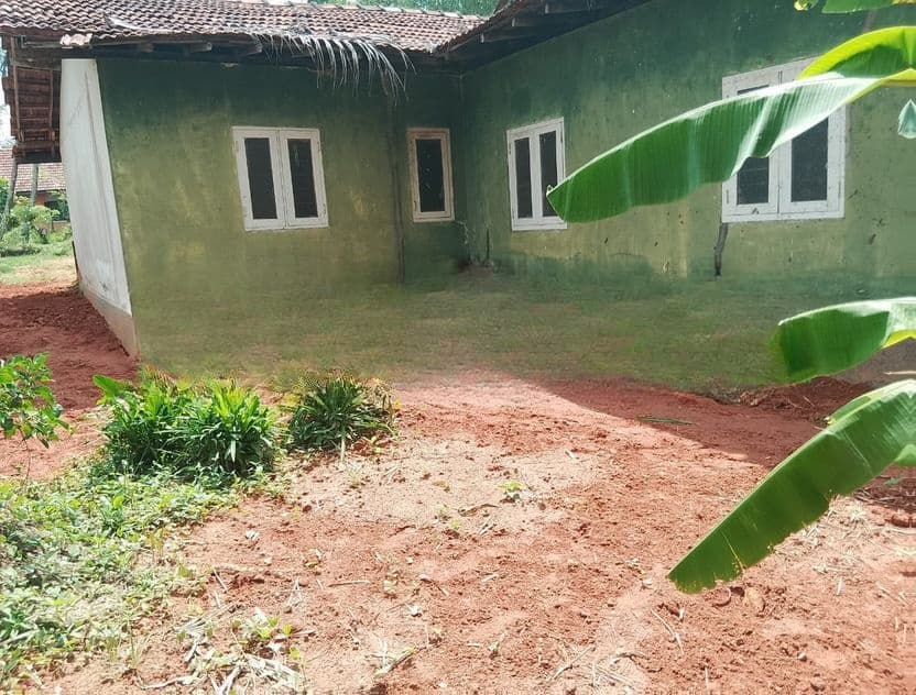 Nittambuwa 4BR (54.56P) House for Sale in Udammita