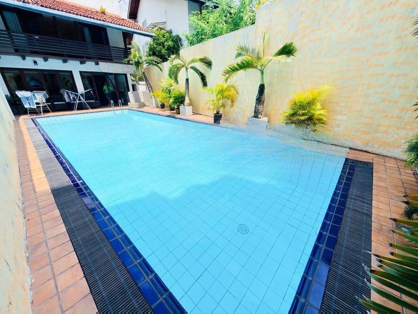 (AFA103) Swimpool 03 Storey Luxury House with 17.5P Sale in Nawala