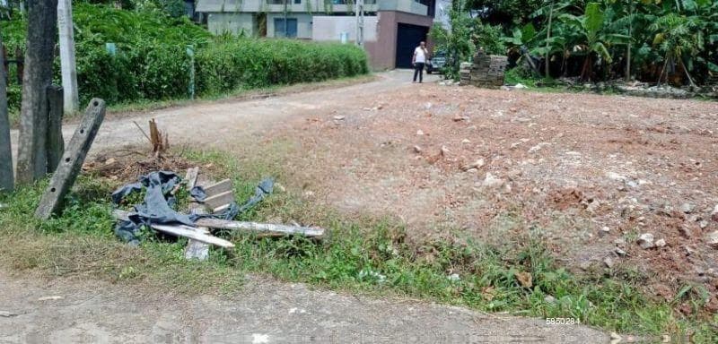 Land for sale - Thalahena