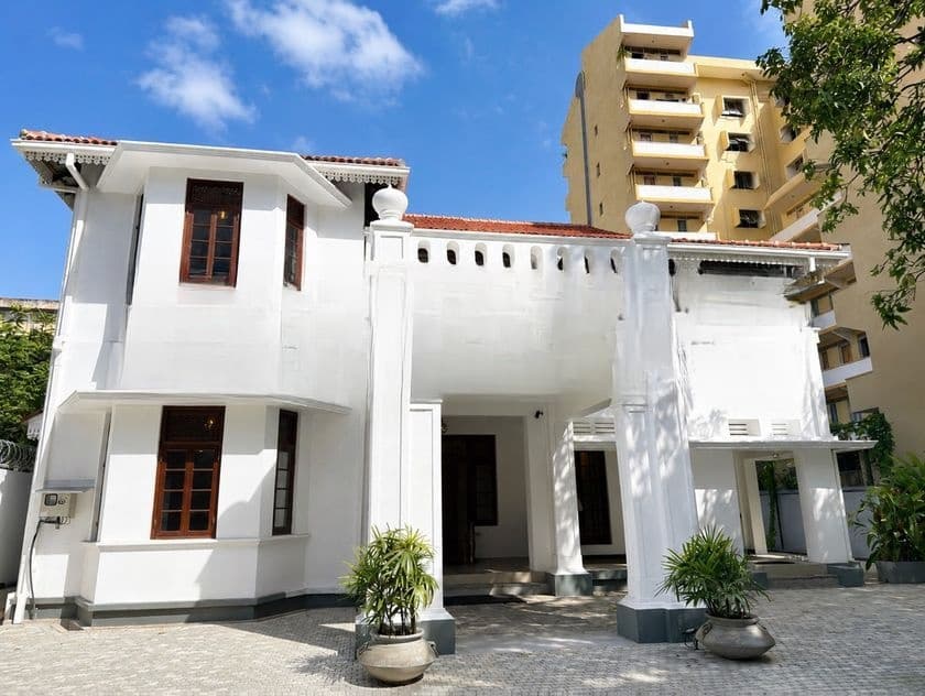 Colonial Building for Rent | Colombo 10 (DR-007)