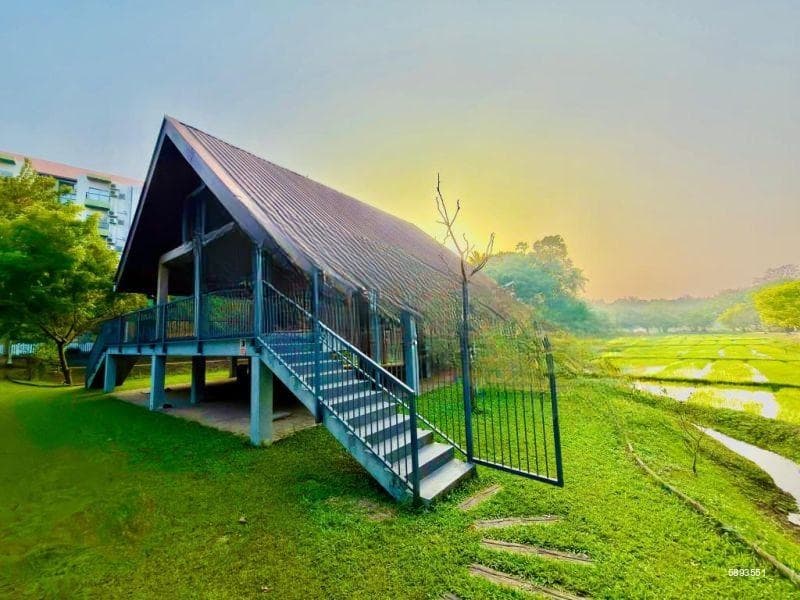 Fully Furnished 2BR Apartment For Sale In Ariyana Resort Athurugiriya