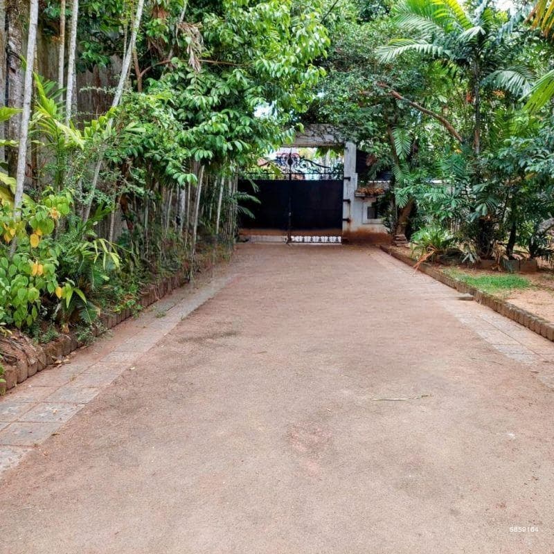 84 Perches Land with House for Sale in Nawala, S1584