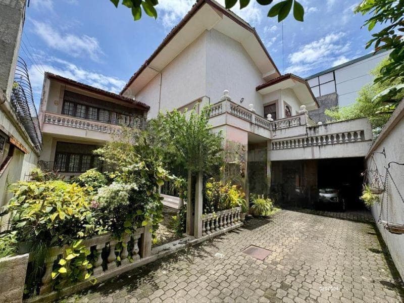 4 Bedroom Luxury House for Sale – Colombo 04 | LKR 280 Million (EM107RK)