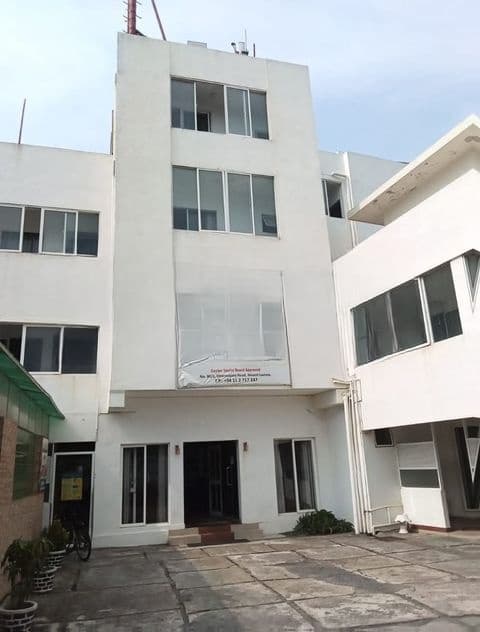 Hotel for sale in Mount Lavinia