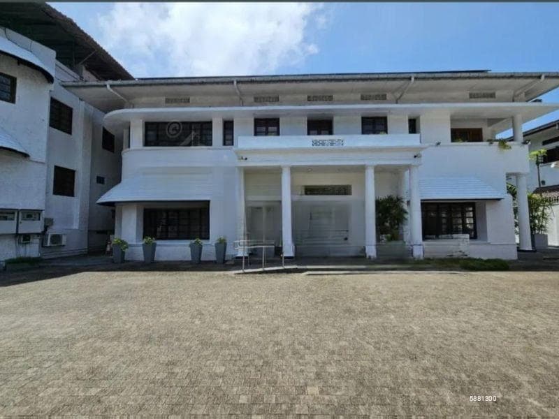 Office space/ commercial building for rent in colombo 7