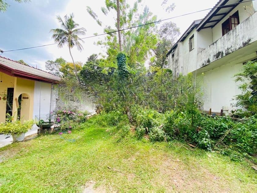 10 Perches Land for Sale Near Millennium City – Athurugiriya
