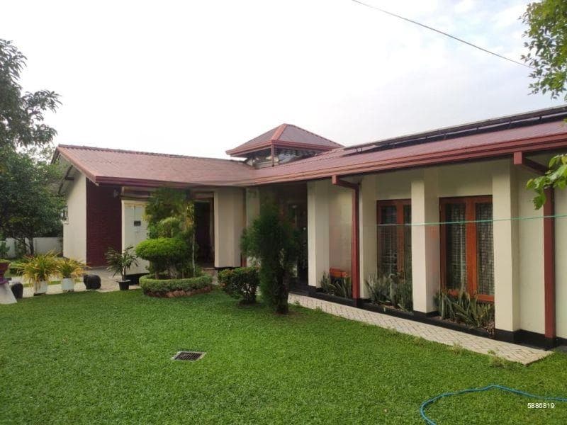 ■ Battaramulla ■ 04BR Bungalow For Rent ■ (NK11180)