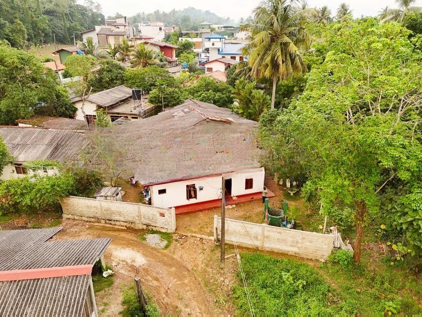 Land for Sale in Makumbura - Hiripitiya