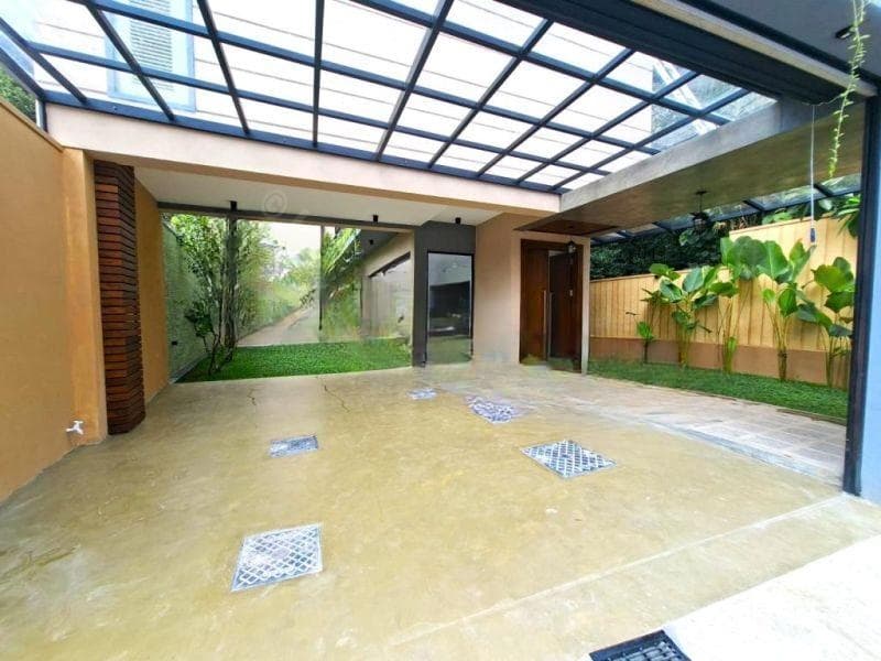 Brand New Luxury House for Sale – Lake Road, Battaramulla