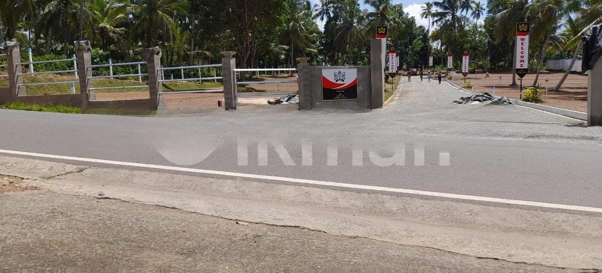 Land for Sale in Kandana Ganemulla 276 Road Commercial Plots