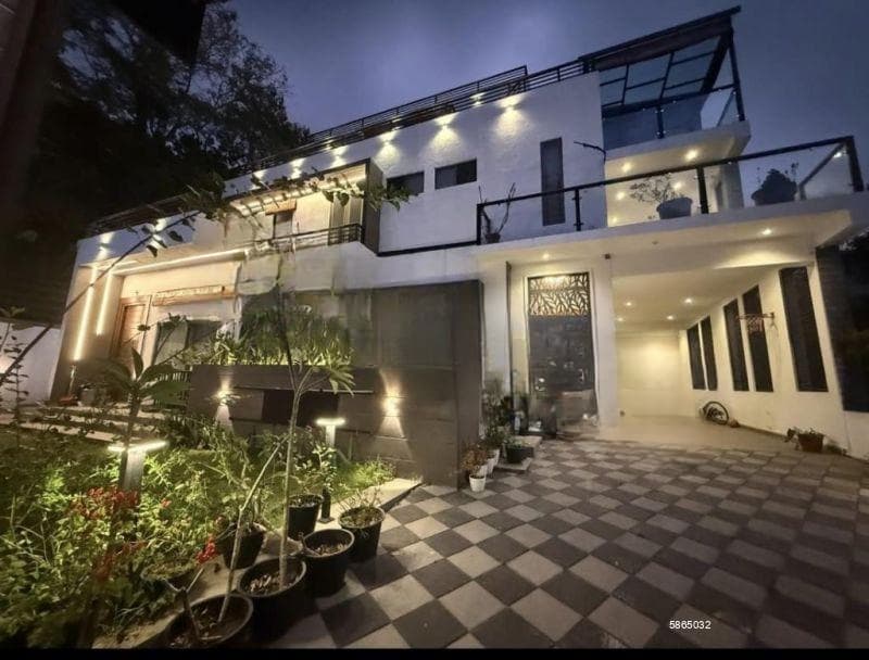 Super Luxury Bolgoda Lakefront House – Suwarapola