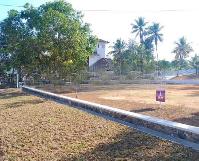 Land Plots for Sale in Meepawala