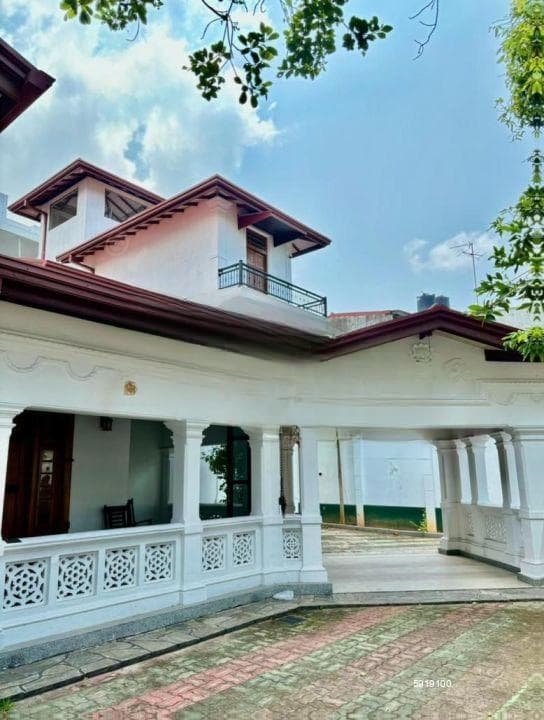 Brand New 5 Bedroom Luxury House for Sale – Nugegoda | LKR 235,000,000 (EM163RK)