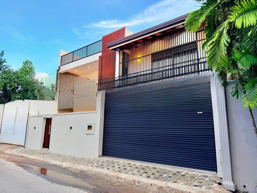 Thalawathugoda 4 BR Brand New House for Sale