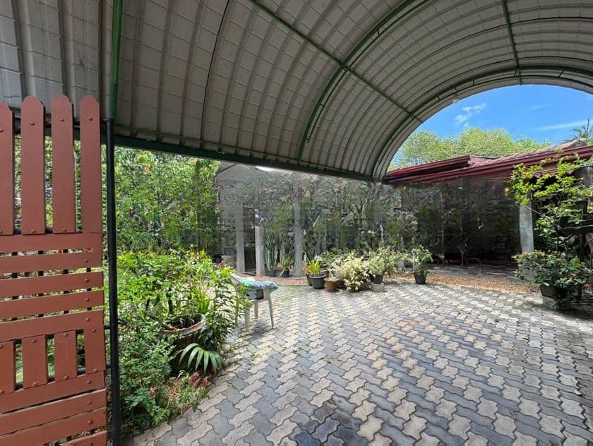House for Sale in Bypass Road Piliyandala