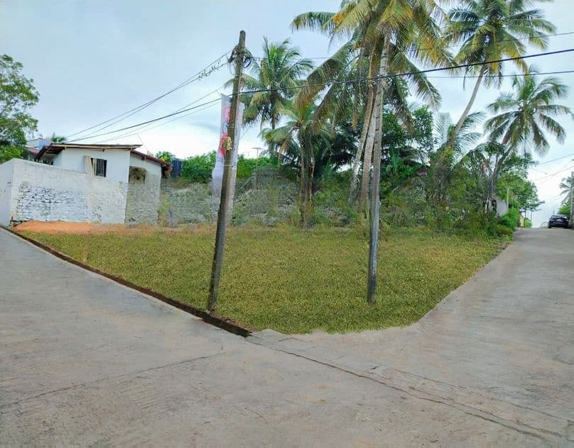 Shanthalokagama Mellinum City Land for Sale