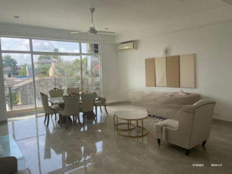 Legends Tower 04 Bedroom Penthouse Apartment For rent in Colombo7