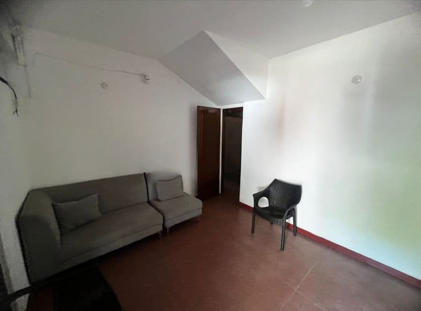 Land with an Old Livable House for Sale in Colombo 07 - Rosmed place