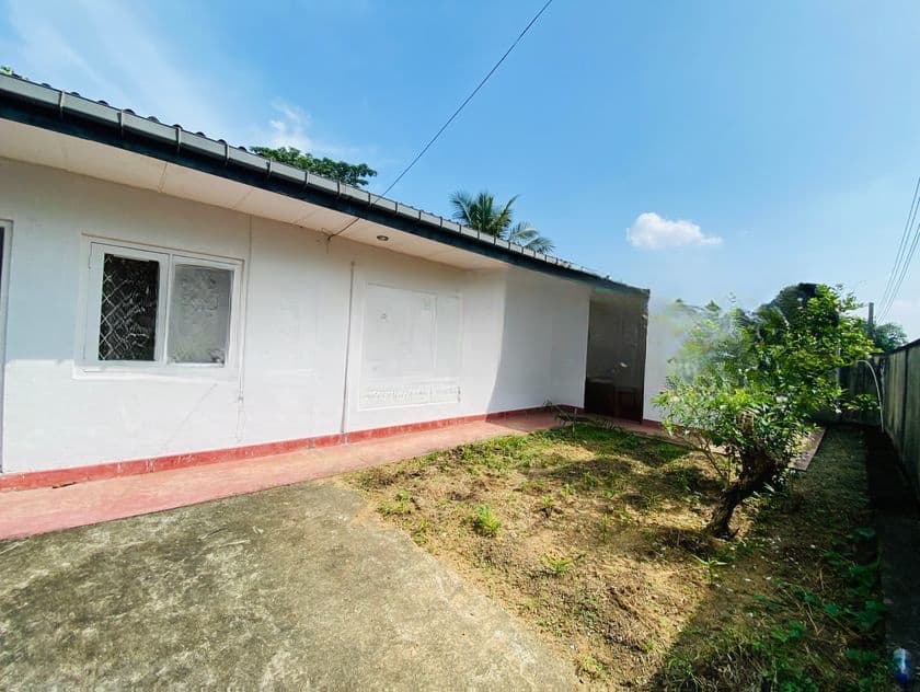 14P with Livable House at LAND VALUE, Close to Kottawa & Homagama
