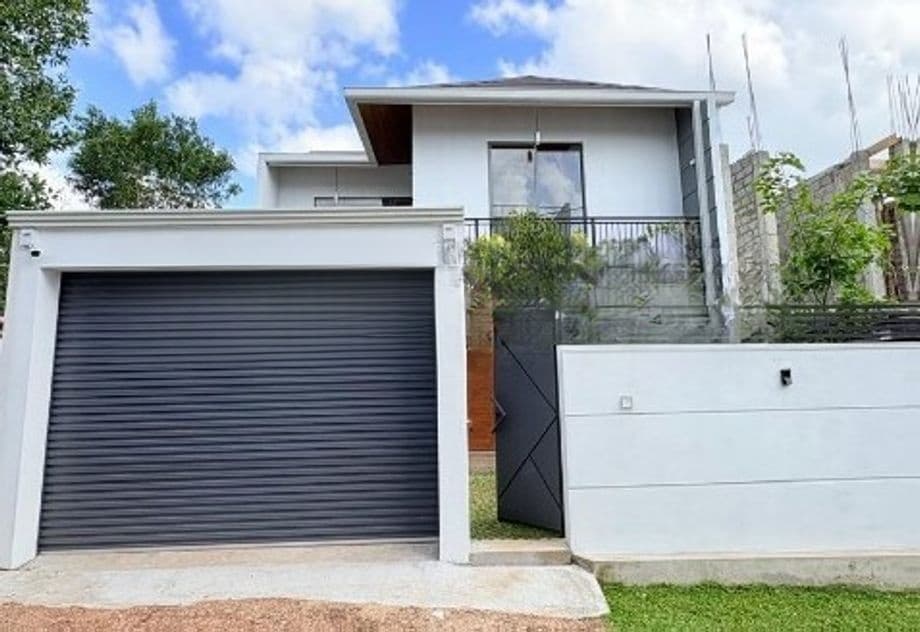 Newly Super Modern Luxury House For Sale In Athurugiriya