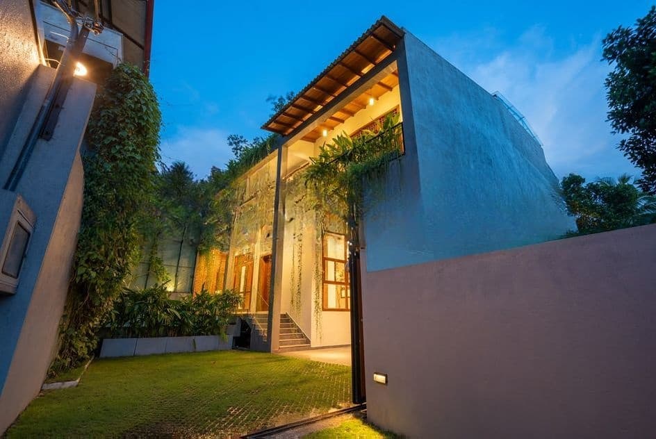Premium 5BR Luxury Villa in Battaramulla