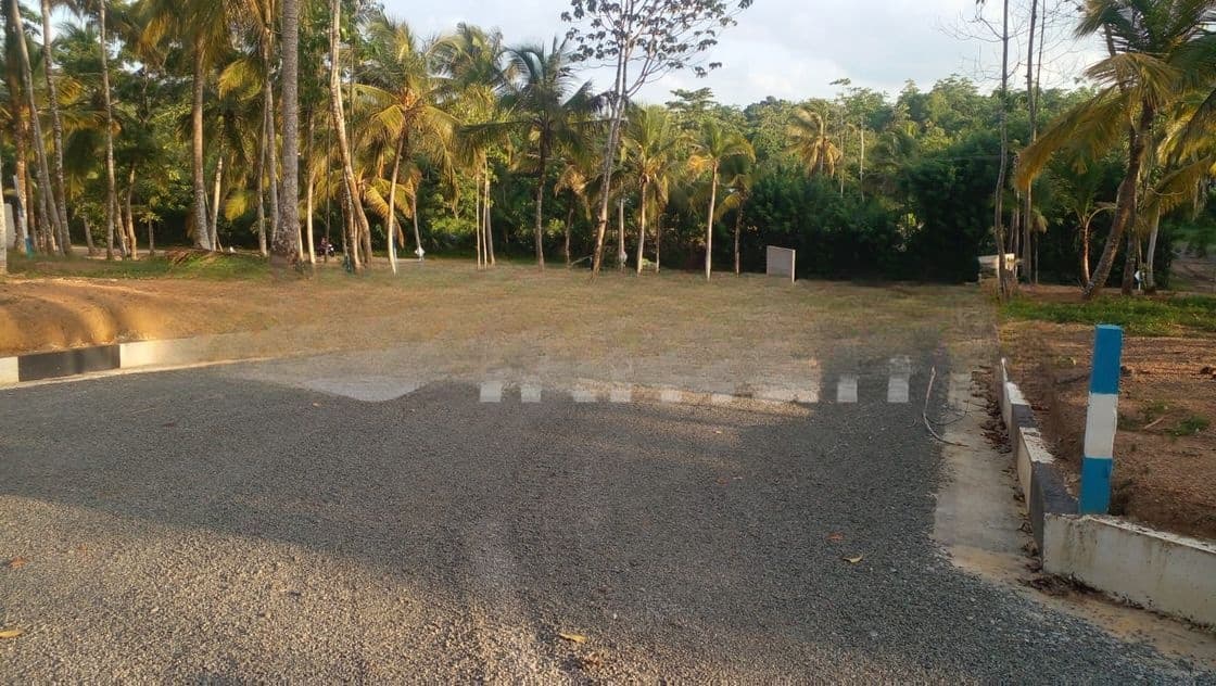 Land for Sale in Ahangama