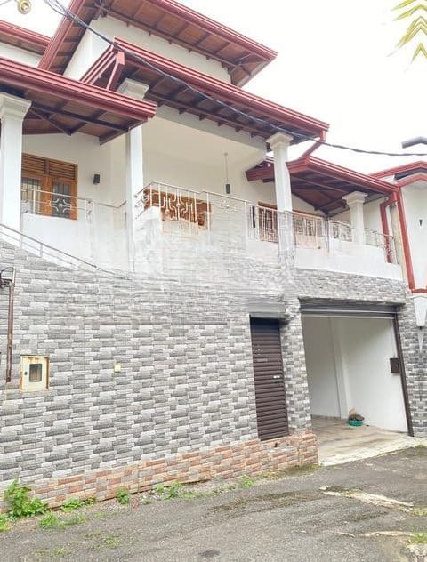 Two Story House For Sale In Piliyandala