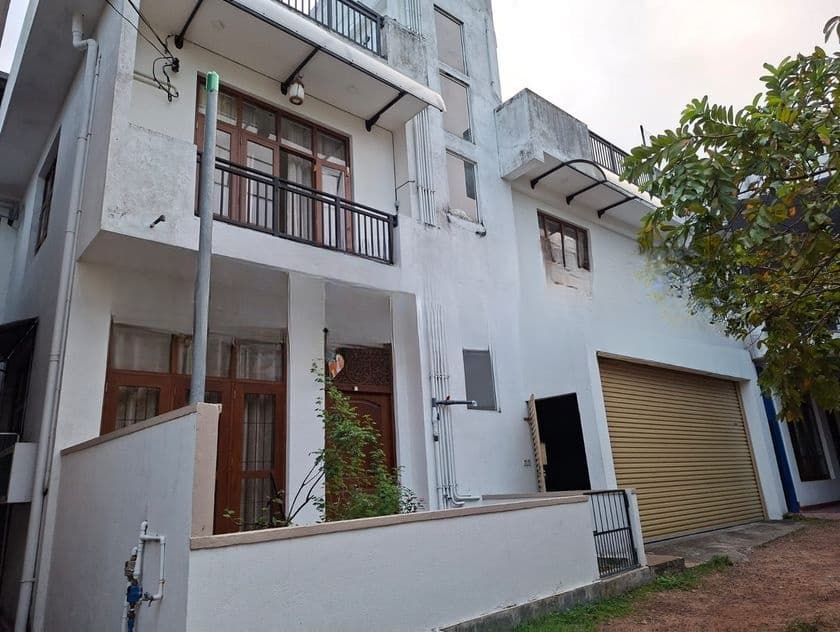 2 story house for Sale in Mount Lavinia (SSPH-420)