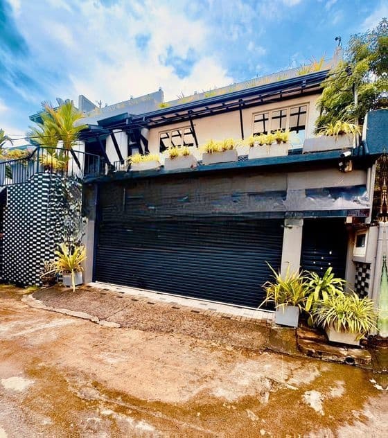 Modern Two-Storey House for Sale in Piliyandala
