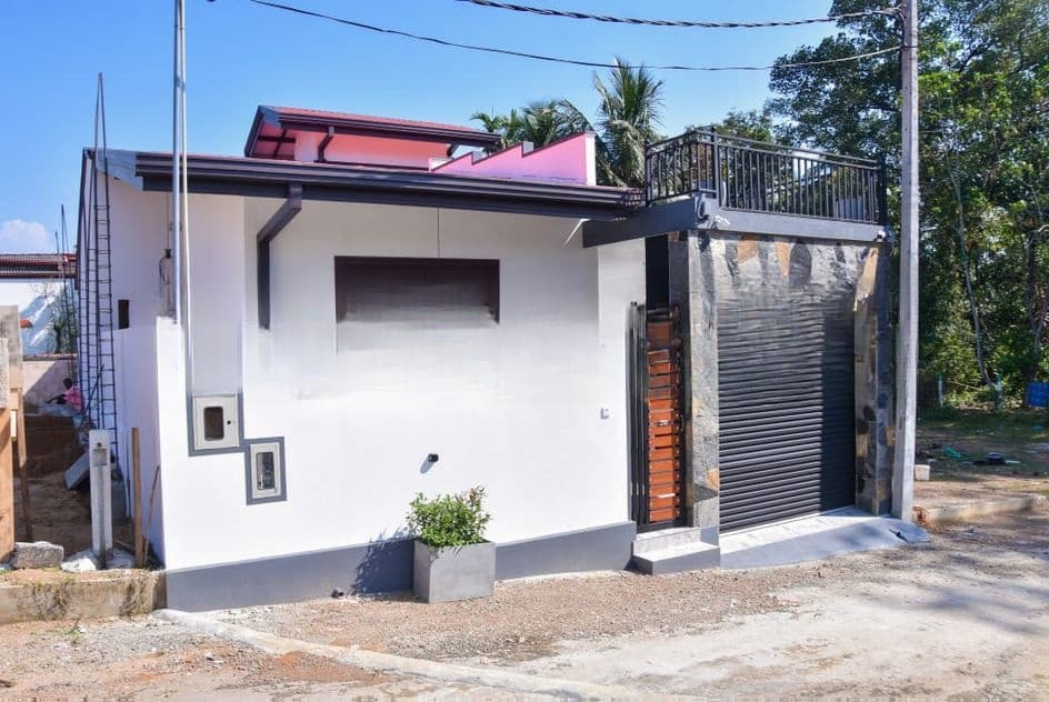 Brand New House For Sale Athurugiriya