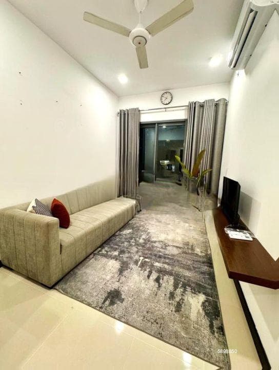 Modern 1-Bedroom Apartment for Rent at TRI-ZEN Residencies