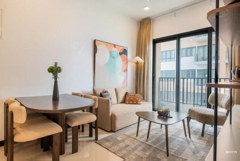 Live Above It All – Brand New Luxury 2-Bedroom at Trizen, Union Place
