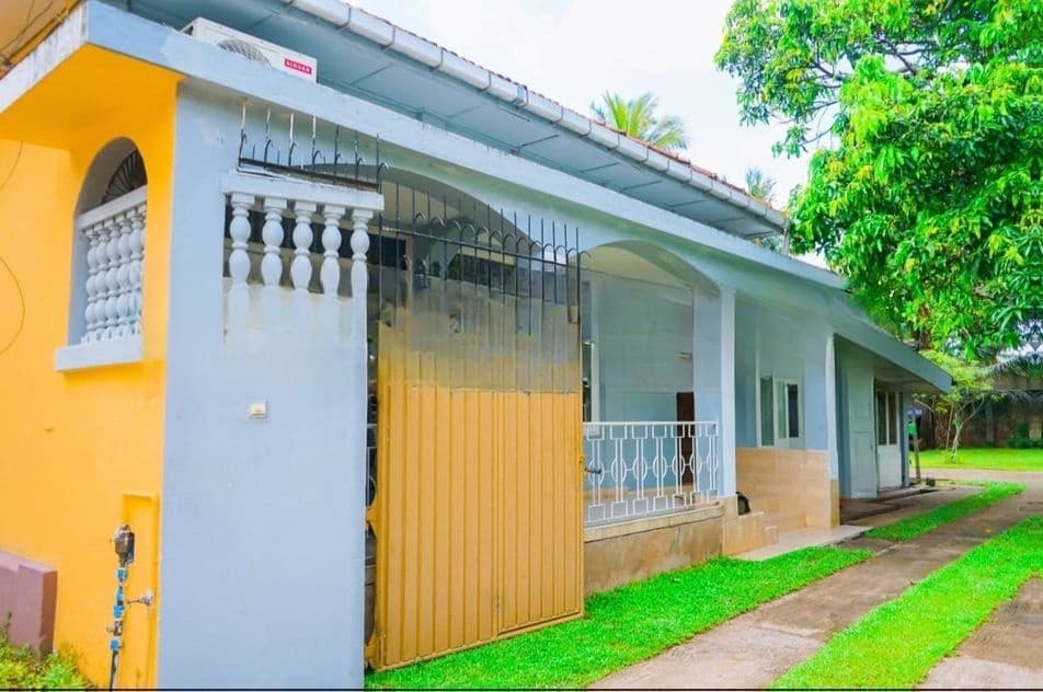 Borella, 04 Bedroom Single Storey House on 23.5 Perches of Land for Sale