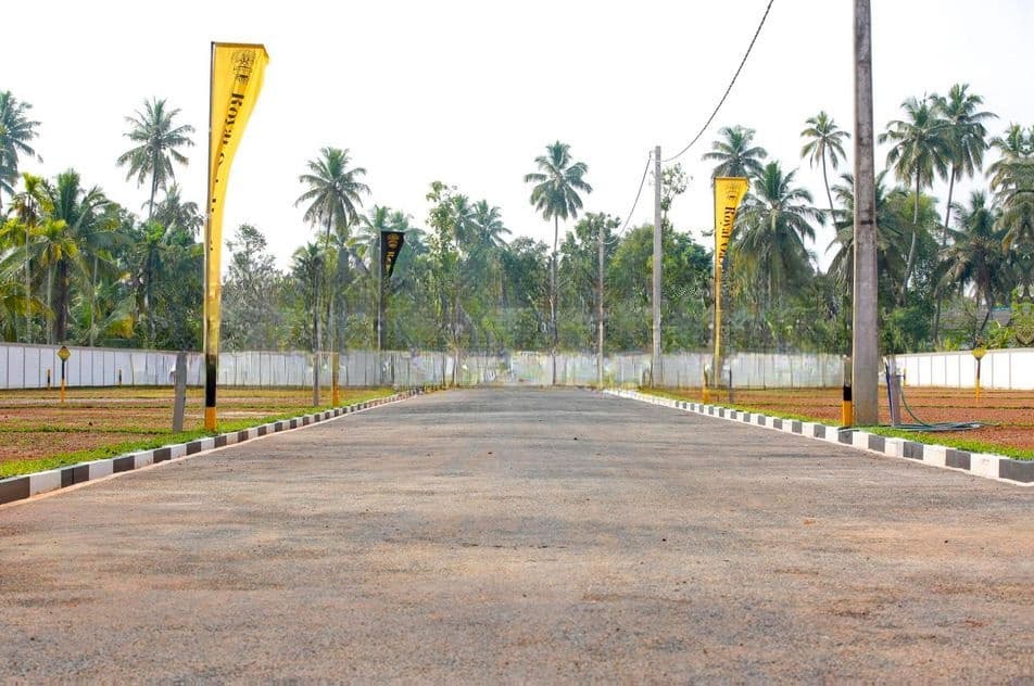 Land Sale Meegamuwa